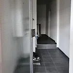 アパート In *